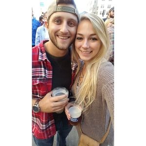 Meet your Posher, Hunter